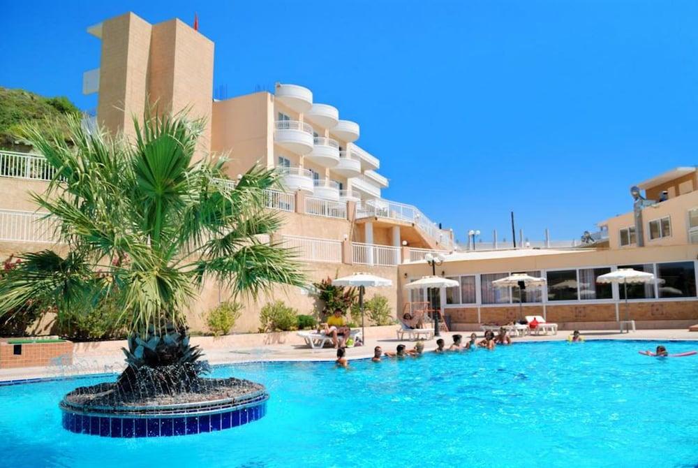 الشقق الفندقية فاليراكيفي  Diagoras Club المظهر الخارجي الصورة